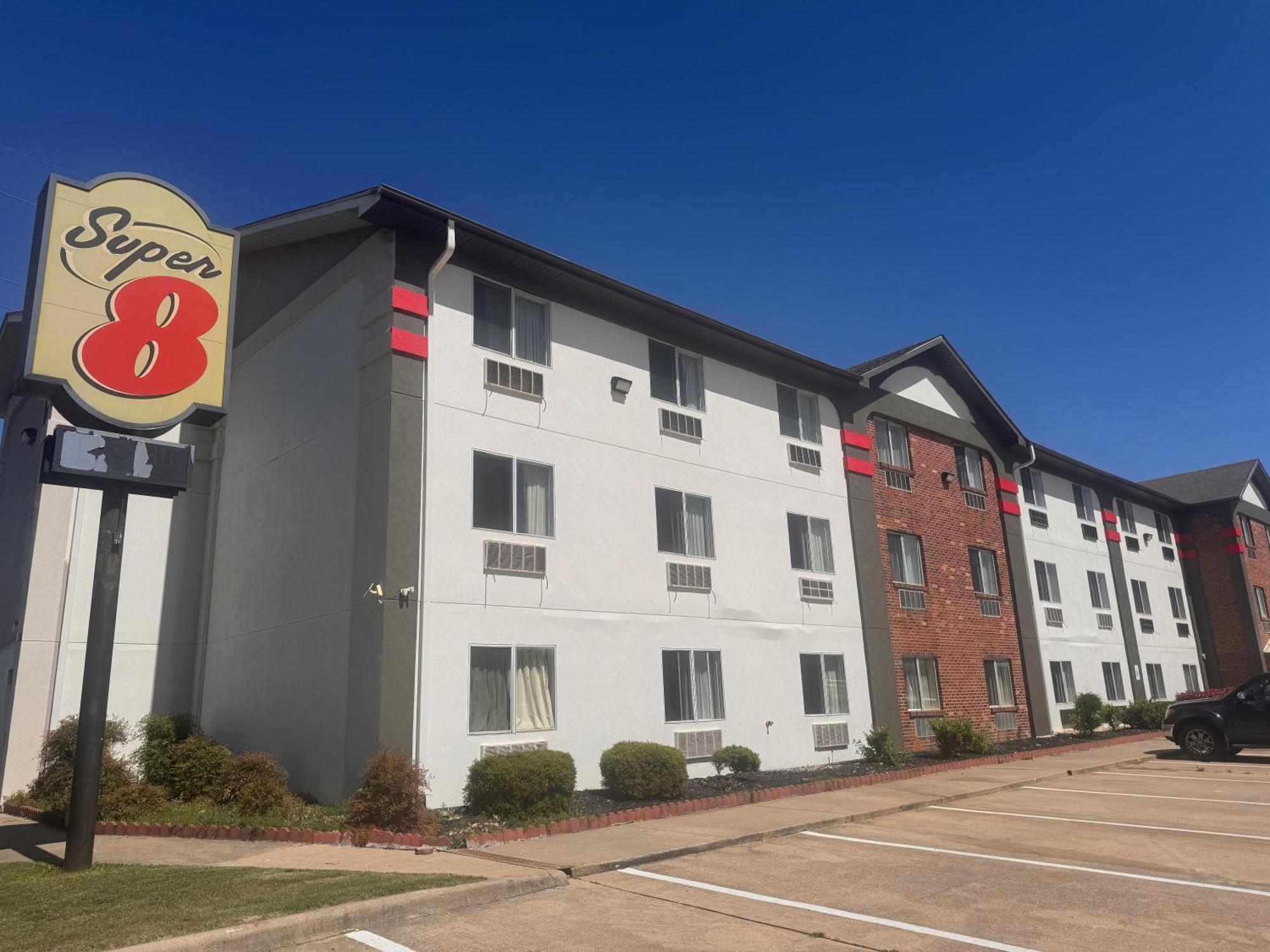 Super 8 By Wyndham 2*