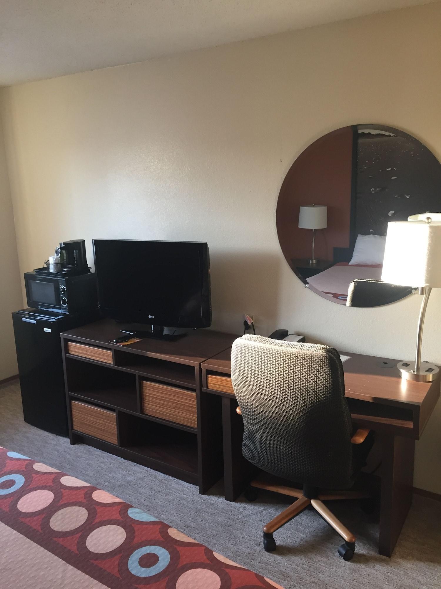 Super 8 By Wyndham