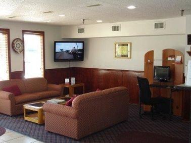 Hotel Super 8 By Wyndham College Station