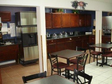 Super 8 By Wyndham 2* College Station