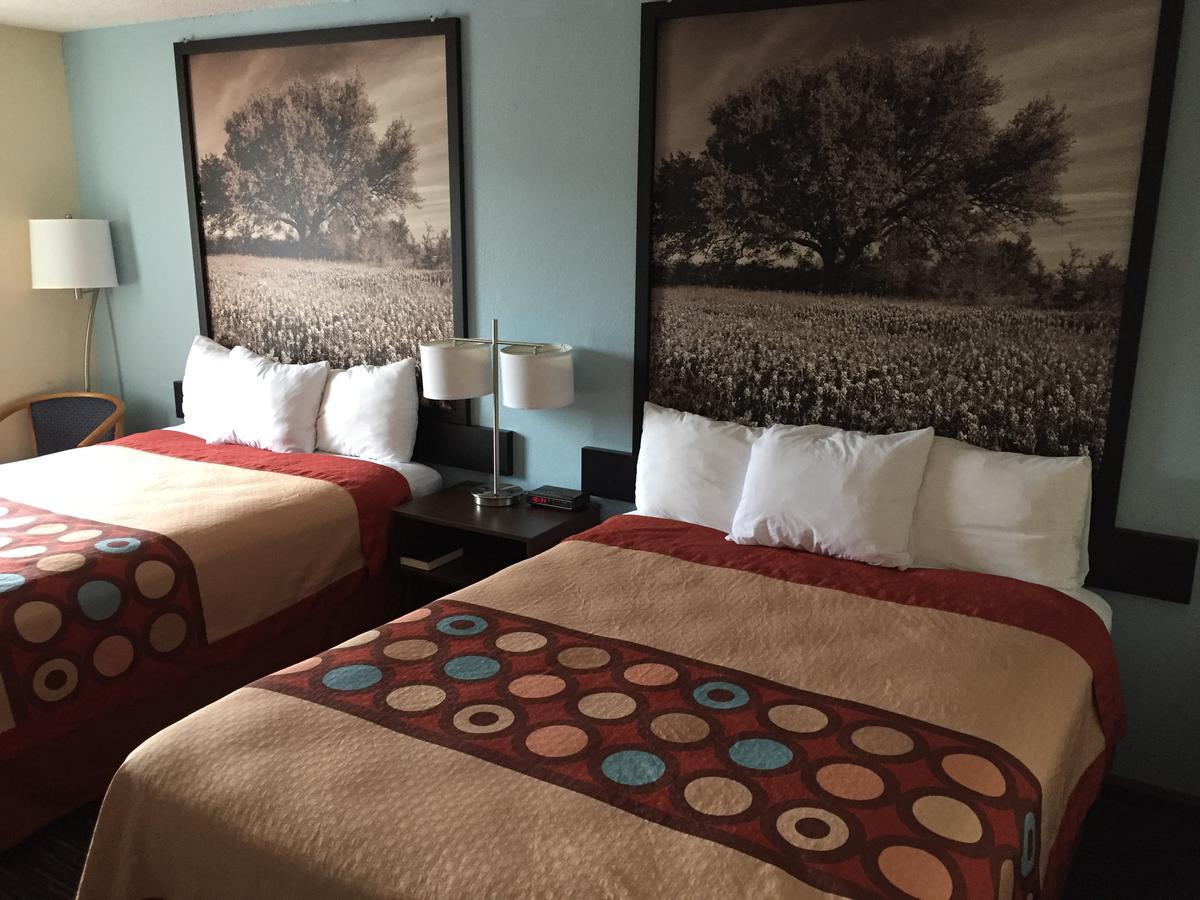 Super 8 By Wyndham