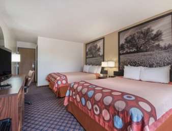 Super 8 By Wyndham Hotel College Station